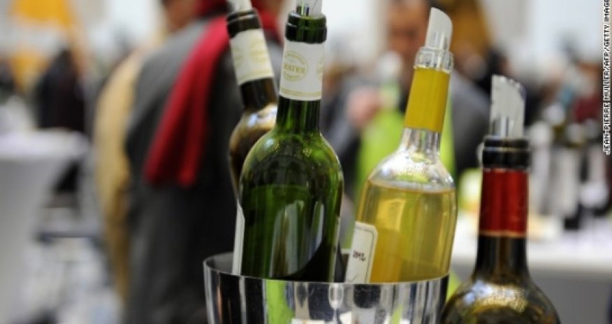 7 ways to keep alcohol from wrecking your diet