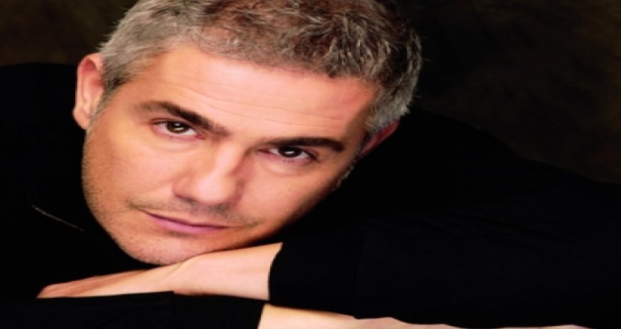 Italian singer to give concert in Baku