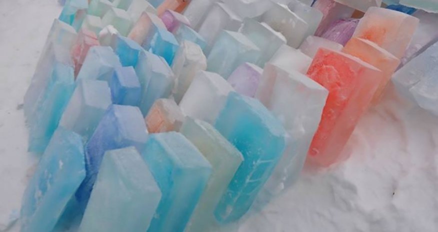 Man spends 6 nights in -30C weather to build his own rainbow ICE FORT - PHOTO