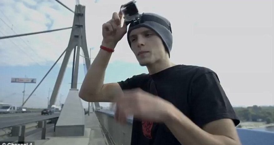 One slip from death - PHOTO