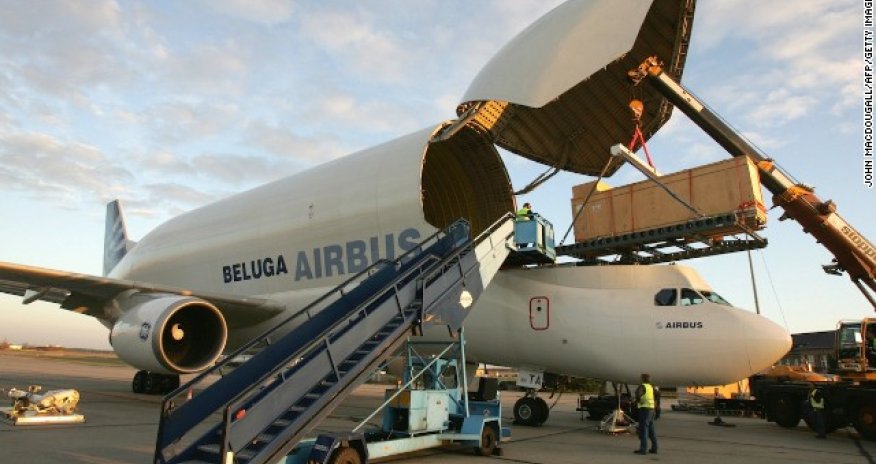 Inside the world's strangest-looking airplane - PHOTO