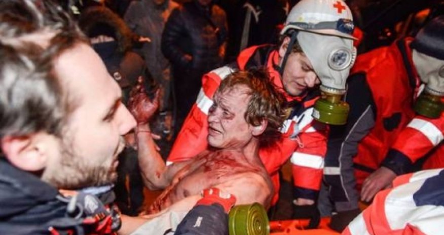 Three dead as riot police clash with anti-government protesters