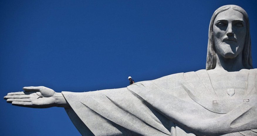 Lord, it's a long way down - PHOTO