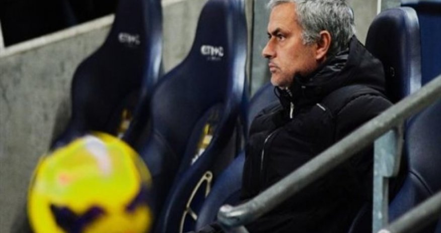 Mourinho rejects 'favourites' tag despite win