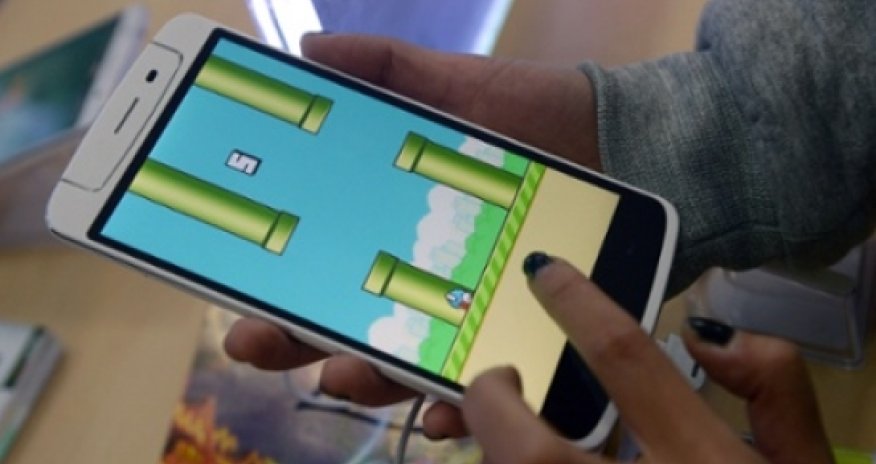 'Flappy Bird phones' on sale on eBay from $300 to $90,000