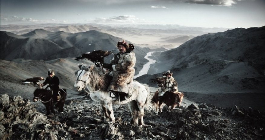Photographer travels the world to visit 29 indigenous tribes - PHOTO