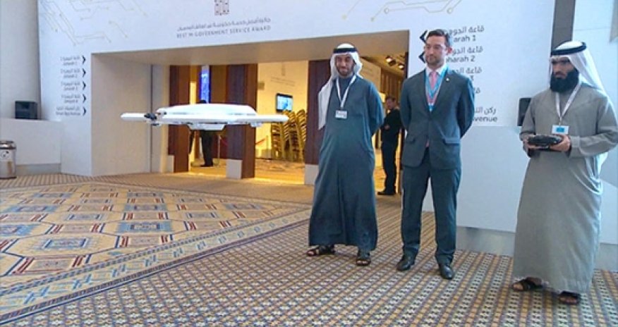 Get your documents by drone... in Dubai
