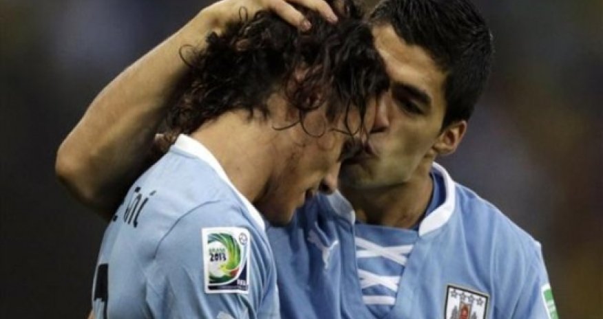 Cavani: 'Different man' Suarez happy at Liverpool