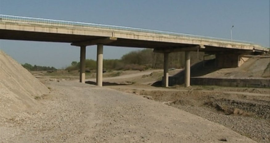 New bridge opened on Azeri-Iranian border