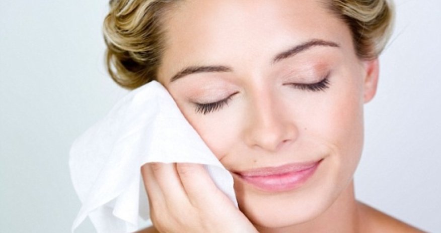 Make-up you really CAN wear in your sleep - PHOTO