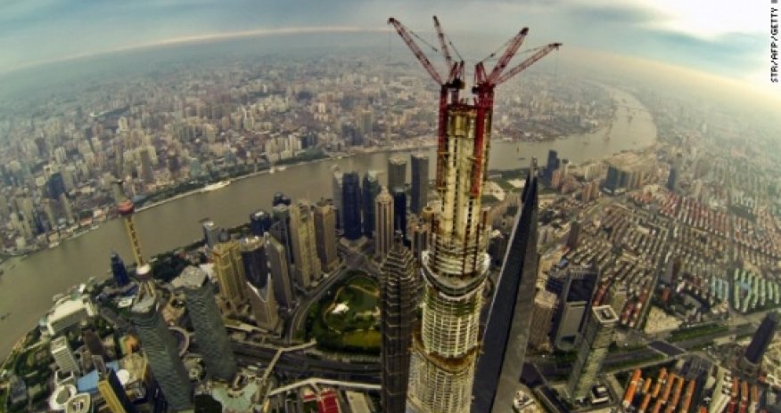 Russian climbers move from pyramids to Shanghai