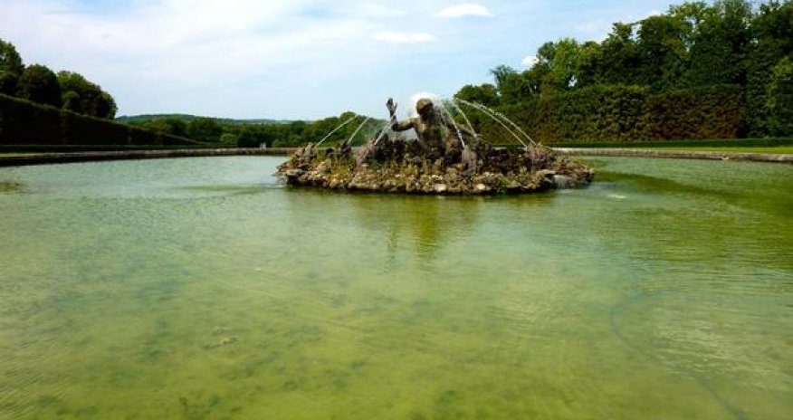 Where presidents, Proust and Pompadour slept - PHOTO