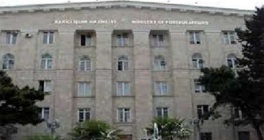 Foreign minister urges Azeris to refrain from Ukraine visits