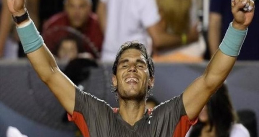 Nadal battles to victory in Rio final