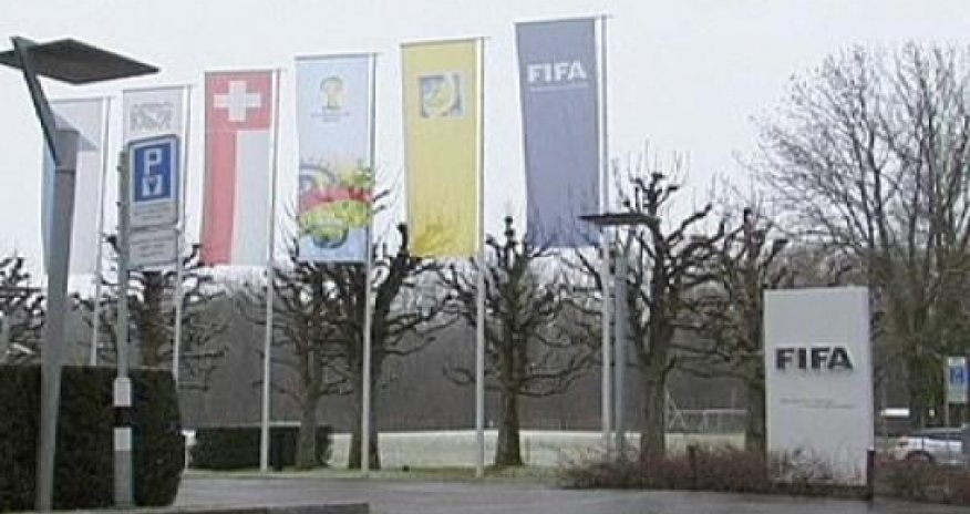 Football rule-makers ban shirt messages