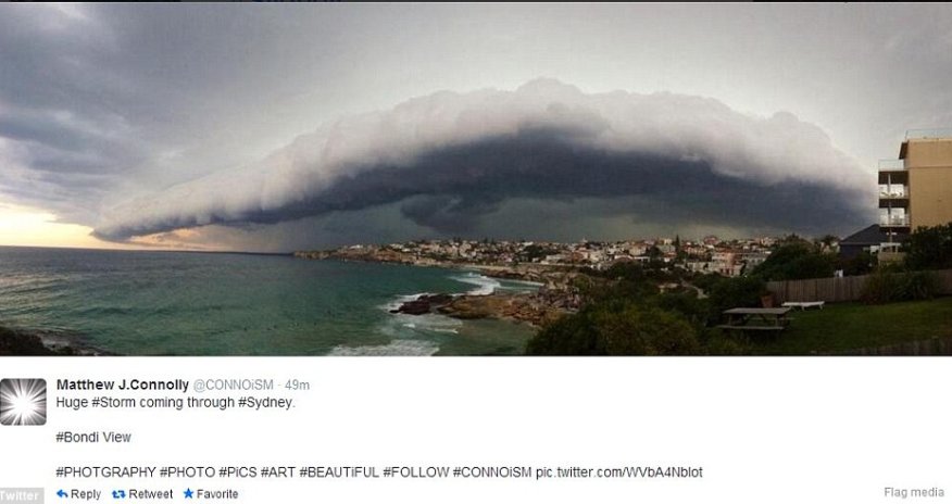 Apocalyptic' storm front with menacing clouds rolls over Sydney - PHOTO