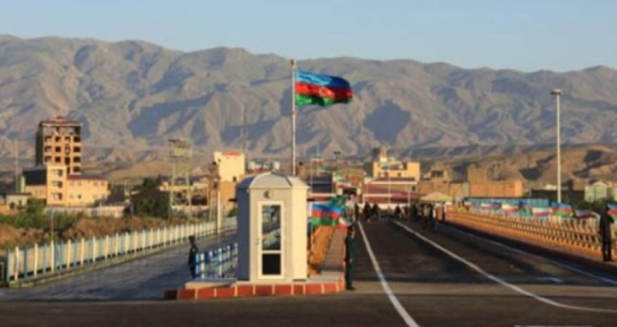 Azerbaijan mulling visa waivers for Iranians: envoy