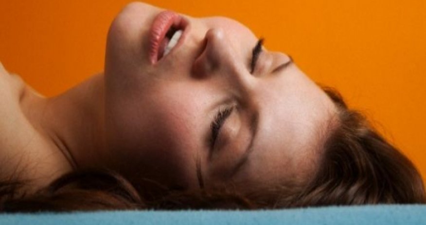 Would YOU have an E-spot implant?