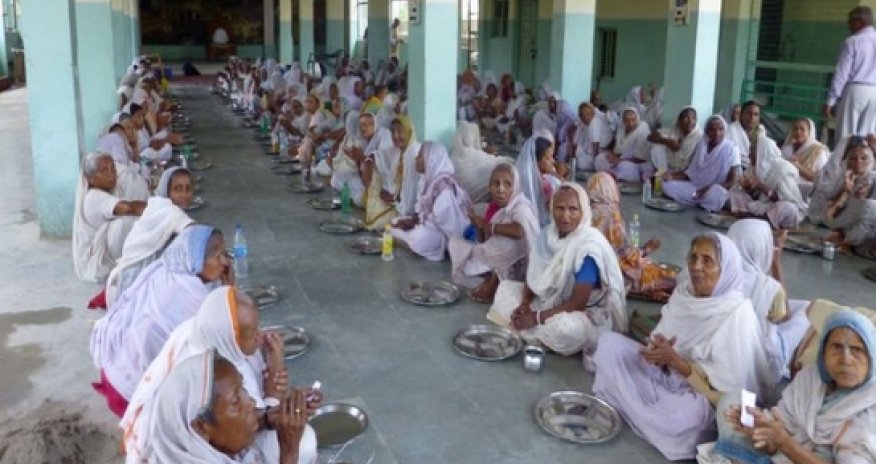 India's invisible widows, divorcees and single women