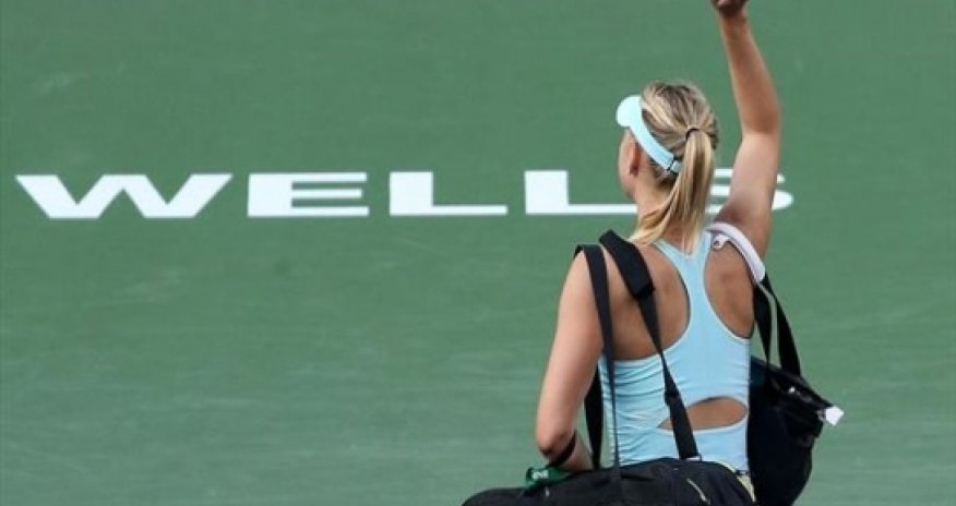 Sharapova beaten by qualifier at Indian Wells