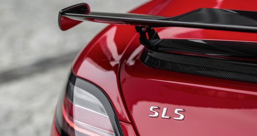 The wild one: Top Gear drives SLS AMG GT Final Edition - PHOTO