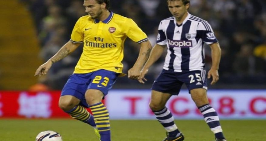 Arsenal's Nicklas Bendtner accused of telling cabbie 'I will f*** you