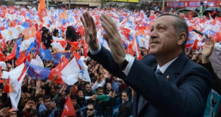 Turkish Prime Minister Erdogan Loses his Voice - VIDEO