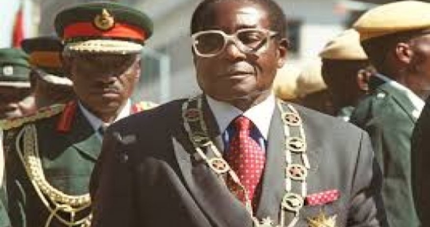 Azeri ambassador presents credentials to Mugabe