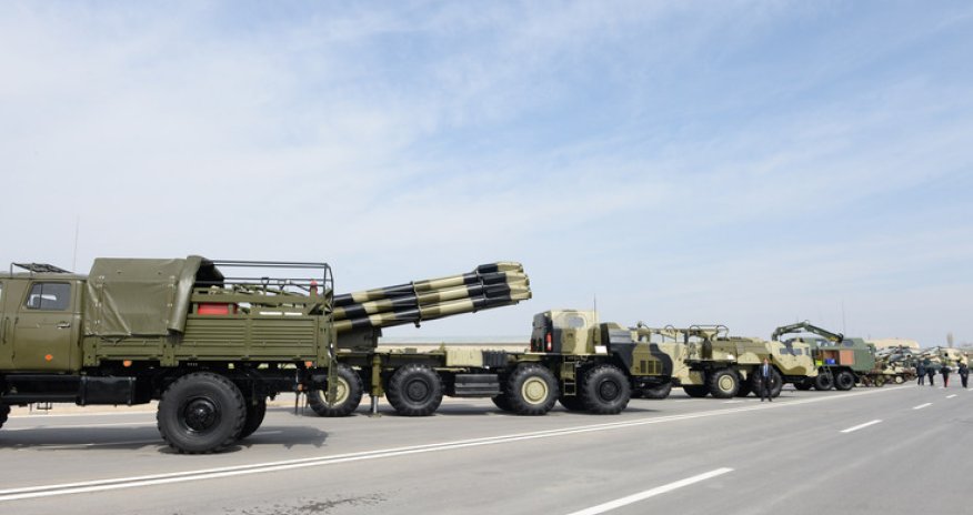 Azeri president inspects army base in Naxcivan - PHOTO