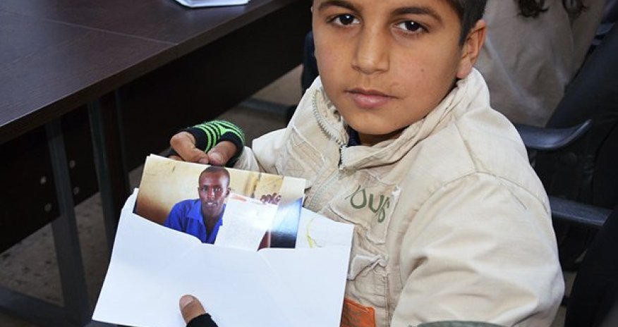 Syria crisis: Uplifting letters of hope - PHOTO