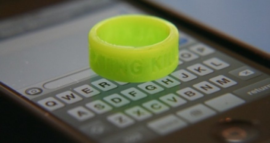 Apple's iPhone 'lock-out’ patent could end texting while driving