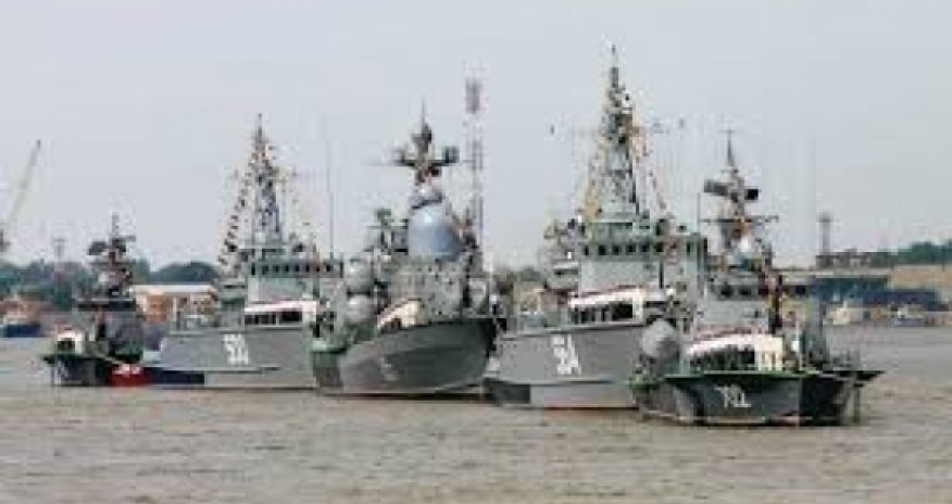 Russia holds snap military drills in Caspian: report