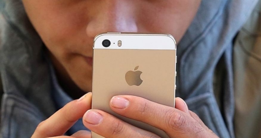 Will iPhones disable texting while driving?