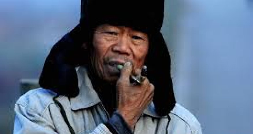 Man Has Horn Growing Out of His Neck - PHOTO