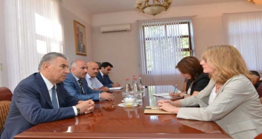 Red Cross urged to ensure return of Azeris in Armenian captivity