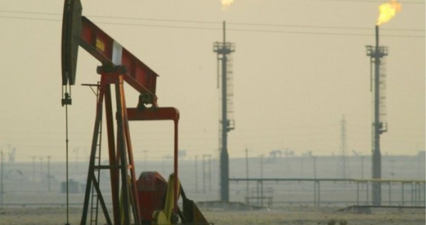 Oil price falls ahead of Opec meeting