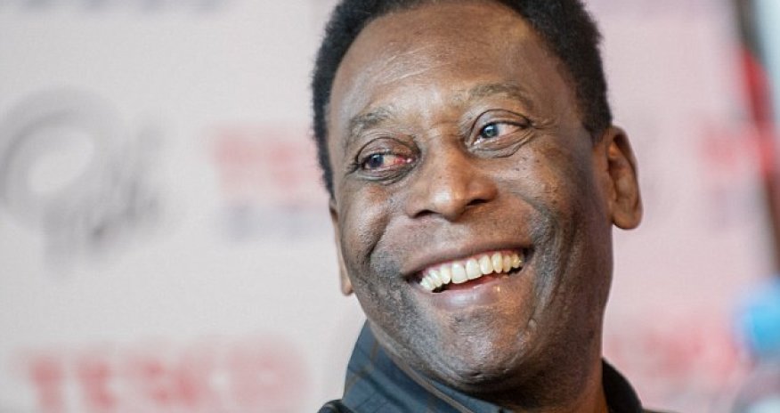 Pele remains in intensive care but...