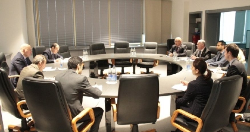 Azerbaijan Central Bank governor meets UK trade envoy