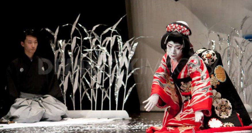 Azərbaycan teatrında ilk dəfə - Fotolar