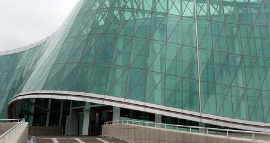 Начальник госбезопасности  написал заявление об отставке