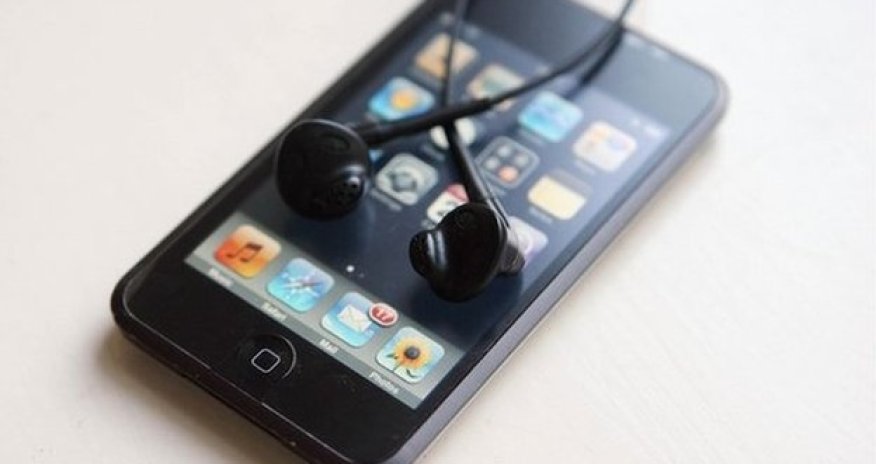 Apple's $1bn anti-competition trial might collapse