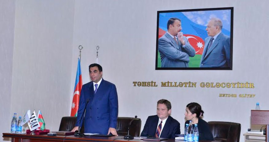 BP şirkətinin rəsmisi Bakı Ali Neft Məktəbində oldu - FOTO