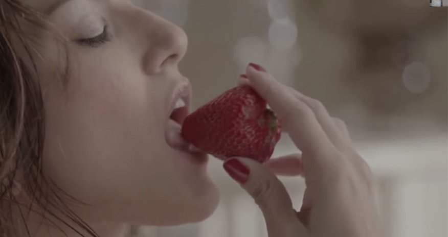 Странная реклама