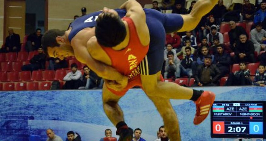 Güləş üzrə Azərbaycan çempionatının qalibləri - Fotolar