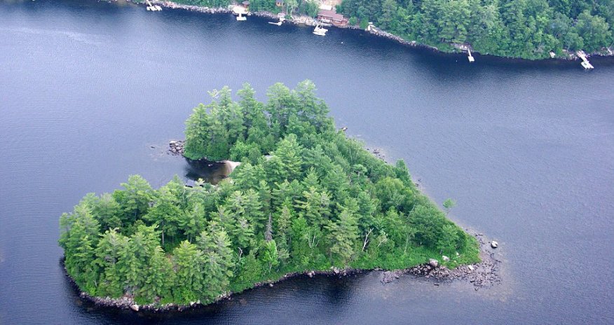 Heart-shaped island goes on the market for $1million