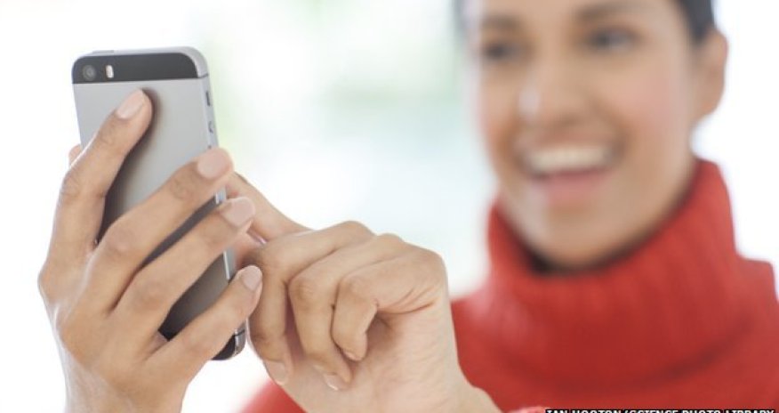 Smartphone use 'changing our brains'