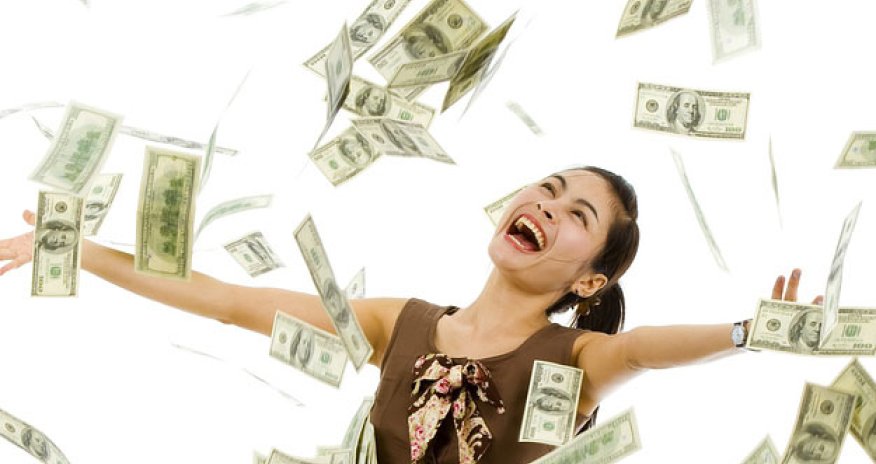 İnkasator maşını yerə milyon dollarlar səpdi - VİDEO