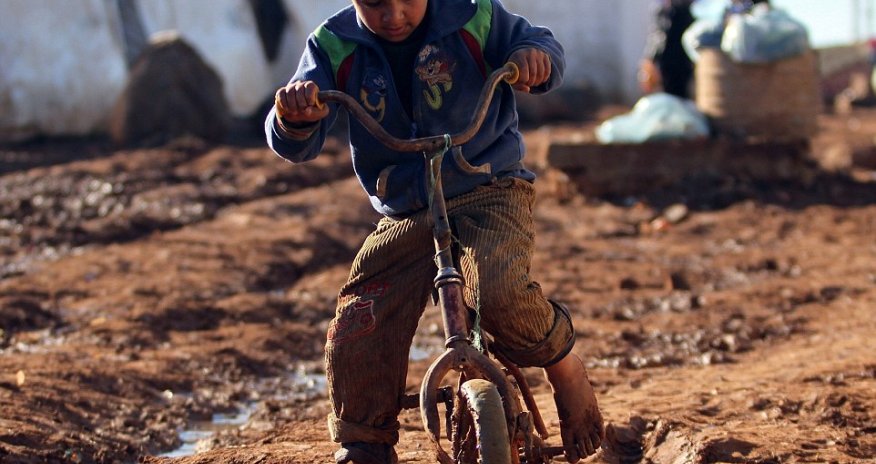 Chilling images of life in Syrian refugee camp