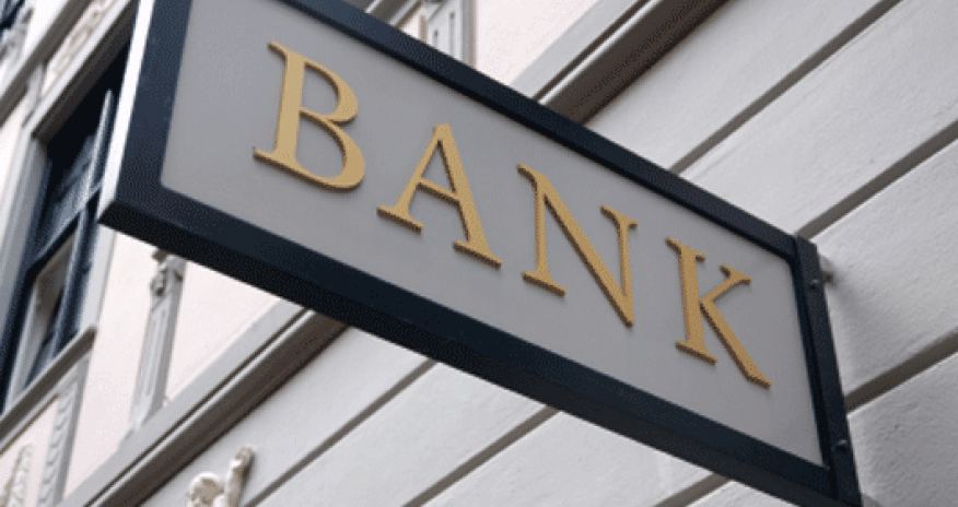 Azərbaycanda 5 bank bağlanır - Ekspert