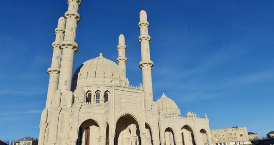 İlham Əliyev Bakıda Heydər məscidinin açılışında iştirak etdi